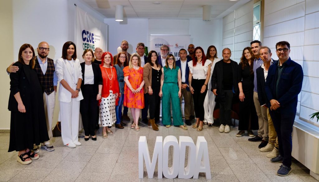 Moda inteligente: Revolucionando el sector con IA